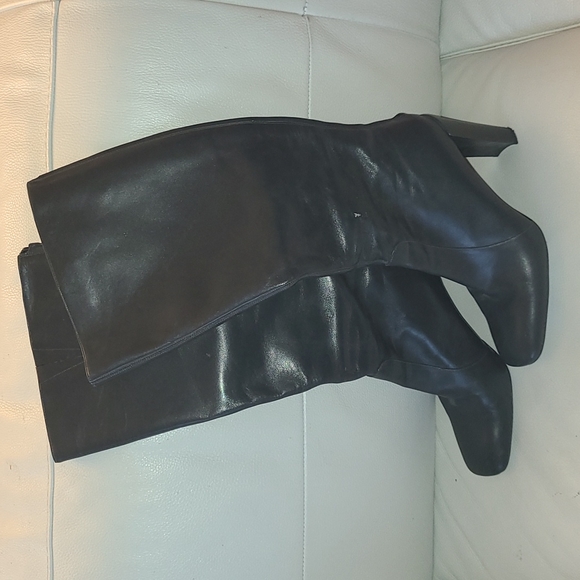 Kenneth Cole gray leather tall boots - Picture 2 of 10